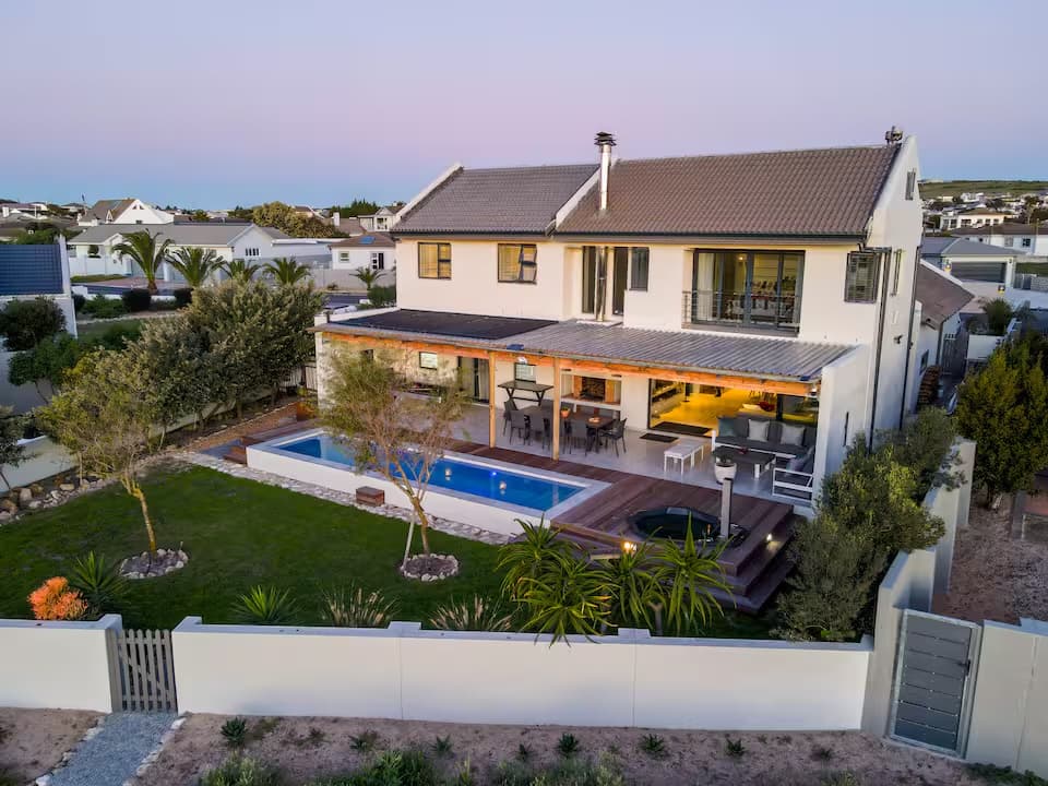 Oasis on Fairway — main view