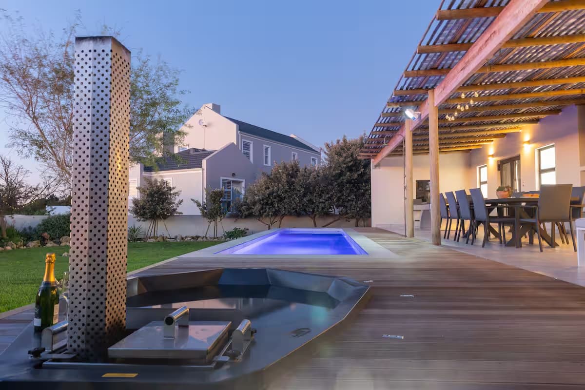 Oasis on Fairway — view 2