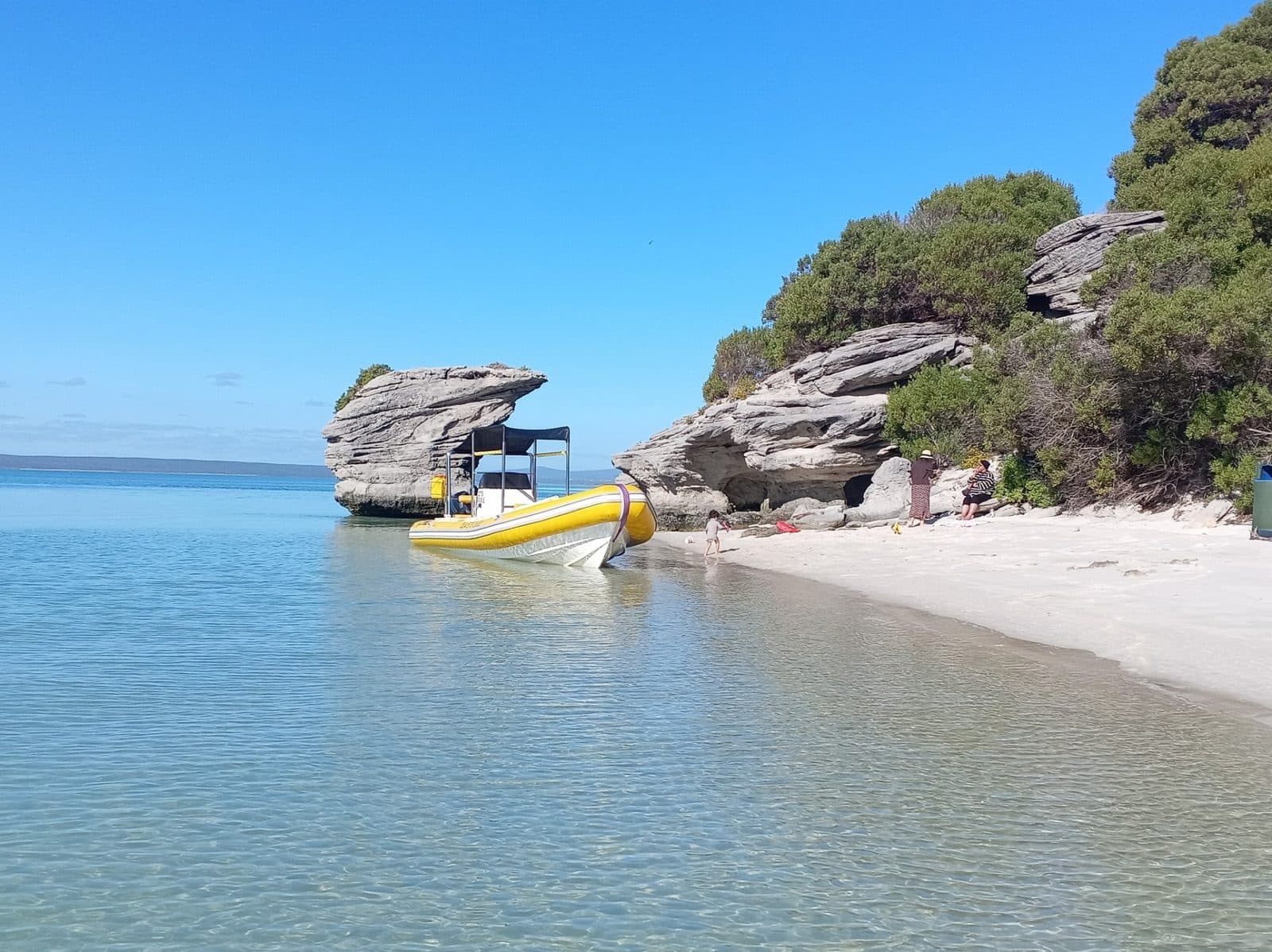 AquaVibes Boat Trips in Langebaan