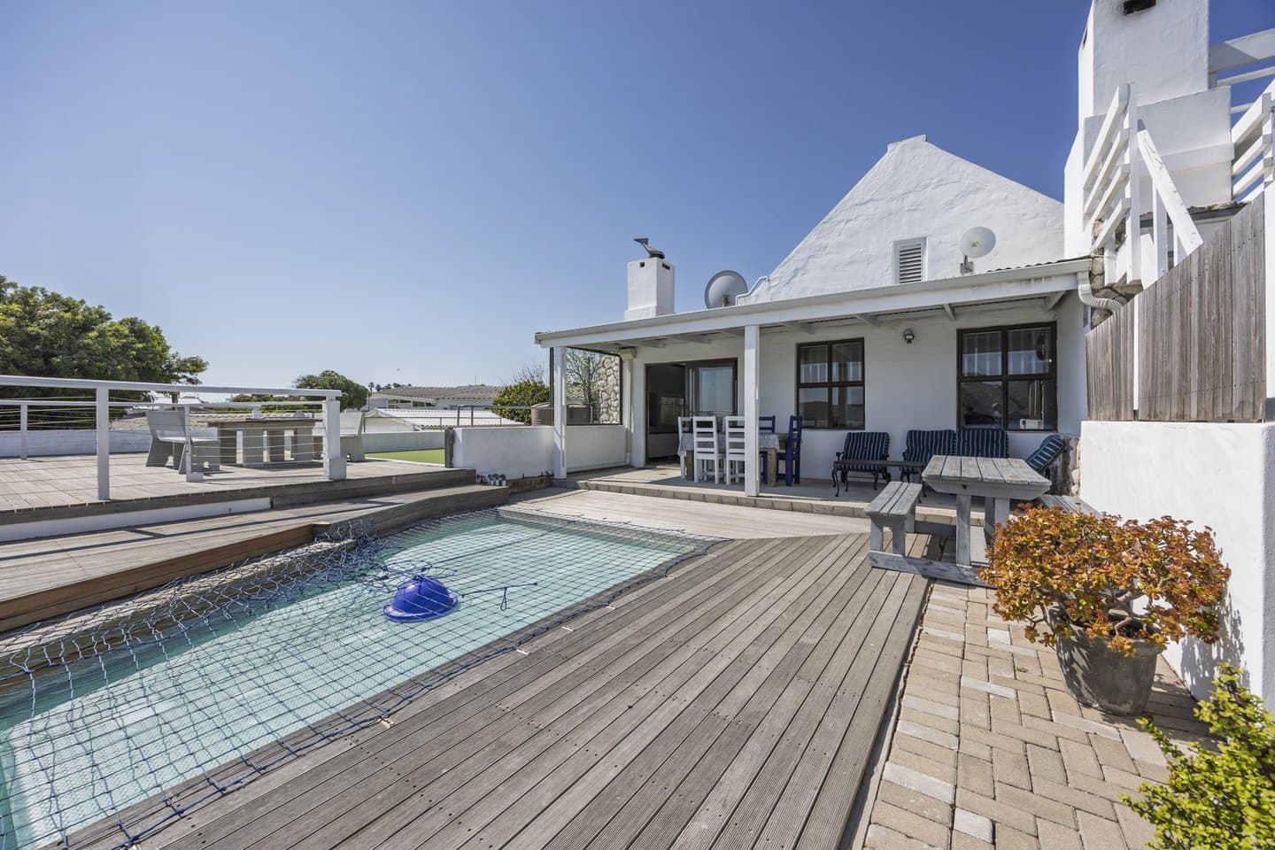 Kabeljou & Lagoon in Langebaan