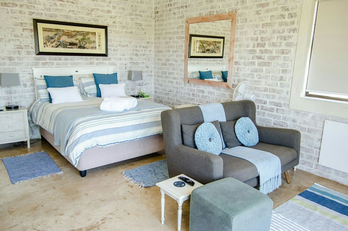 Red Bishop Three in Middedorp, Langebaan